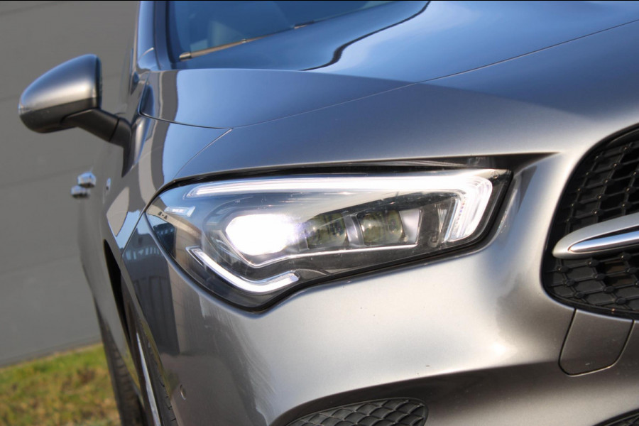 Mercedes-Benz CLA-Klasse 220 4MATIC PremiumPlus Panodak AmbientLight !!NIEUWBINNEN!!