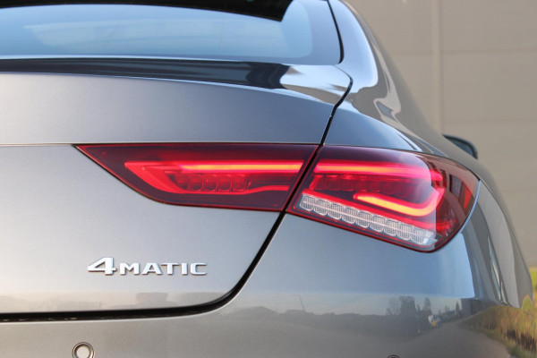 Mercedes-Benz CLA-Klasse 220 4MATIC PremiumPlus Panodak AmbientLight !!NIEUWBINNEN!!