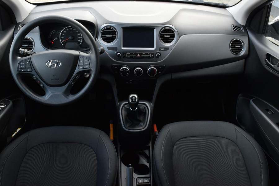 Hyundai i10 1.0i Comfort|Nav|Carplay|PDC|Cruise Control