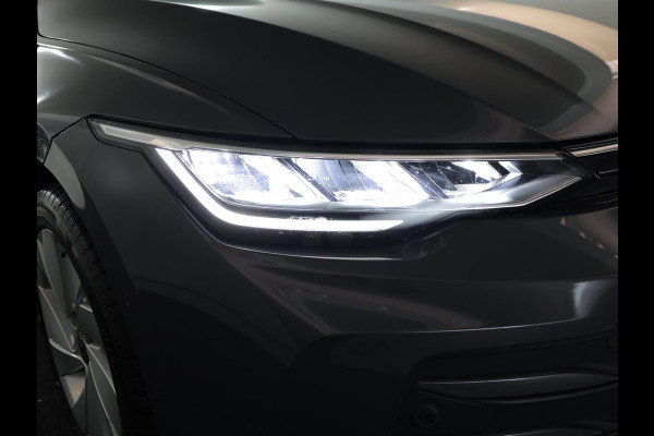 Volkswagen Golf 1.5 eHybrid Life Edition 204 pk Automaat (DSG) | Verlengde garantie | Navigatie via App | Parkeersensoren (Park assist) | Achteruitrijcamera | Adaptieve cruise control |