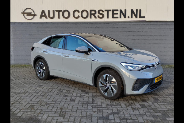 Volkswagen ID.5 Pro 77kWh SOH 98%!! Warmtepomp Afn-Trekhaak Adaptive-Cruise HUD Camera Navi 19"Lm Parkassist PDC-a+v Apple Android Carplay App-C Rijstrooksensor+Correctie Airco-Achter Stoel+Stuur+Vooraam+ruitensproeiers+wisserbl.-Verwarmd Head-up-Display Draadloze-lader Front Assist Voice-Command Keyless-Start Verkeersbordherk. AEB ESP BotsWaarsch. Two-Tone-lak Orig.NLse auto € 54.000 nieuw