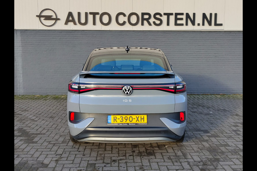 Volkswagen ID.5 Pro 77kWh SOH 98%!! Warmtepomp Afn-Trekhaak Adaptive-Cruise HUD Camera Navi 19"Lm Parkassist PDC-a+v Apple Android Carplay App-C Rijstrooksensor+Correctie Airco-Achter Stoel+Stuur+Vooraam+ruitensproeiers+wisserbl.-Verwarmd Head-up-Display Draadloze-lader Front Assist Voice-Command Keyless-Start Verkeersbordherk. AEB ESP BotsWaarsch. Two-Tone-lak Orig.NLse auto € 54.000 nieuw