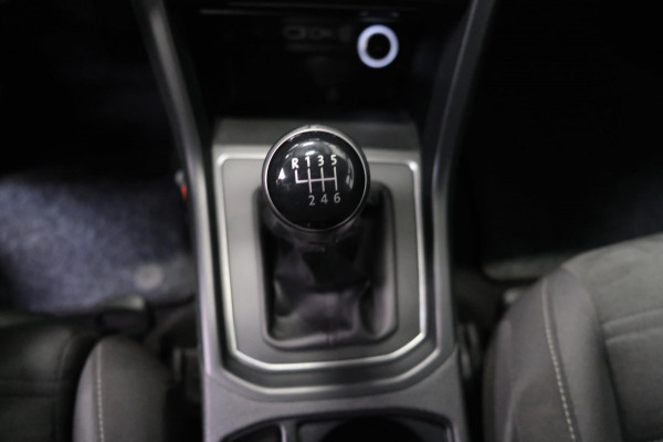 Volkswagen Touran 1.6 TDI - Grijskenteken, Airco, Cruise, Navi, PDC, Camera, Trekhaak.