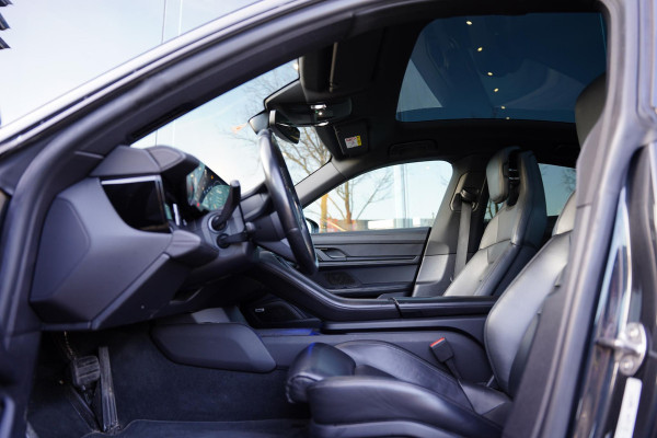 Porsche Taycan 4S Performance 84 kWh / Panoramadak / Sport Chrono Pakket