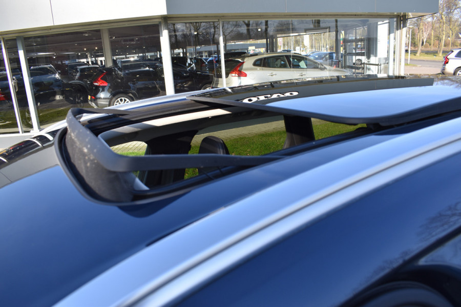 Volvo XC60 T6 AWD 340PK Plug-in Hybrid Business Pro | Trekhaak | Luchtvering | Camera |  Panodak | 19" LMV | Stoelverwarming