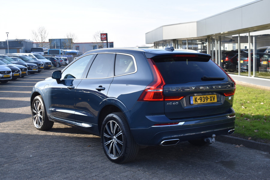Volvo XC60 T6 AWD 340PK Plug-in Hybrid Business Pro | Trekhaak | Luchtvering | Camera |  Panodak | 19" LMV | Stoelverwarming