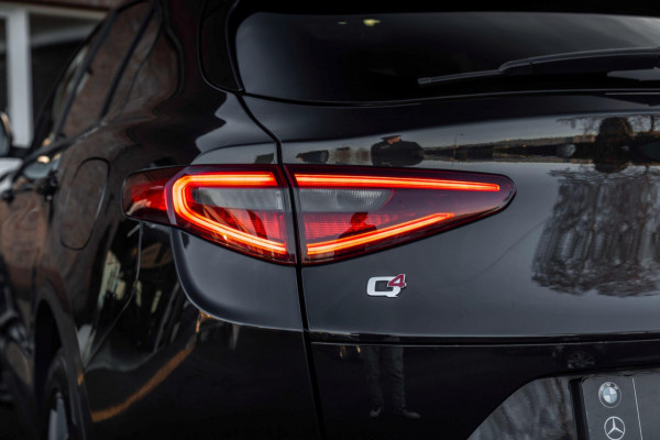 Alfa Romeo Stelvio 2.0 T AWD B-Tech Q4 200 PK Pano Adaptive Leder Camera 19''