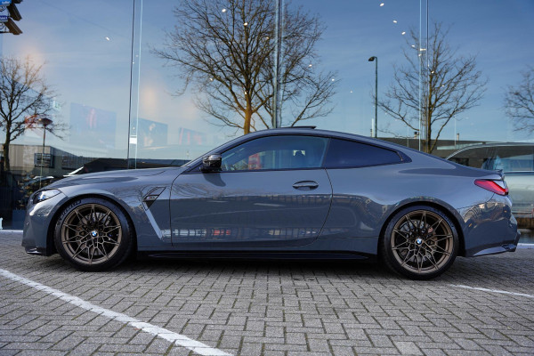 BMW M4 Competition / Individual / Sportuitlaat