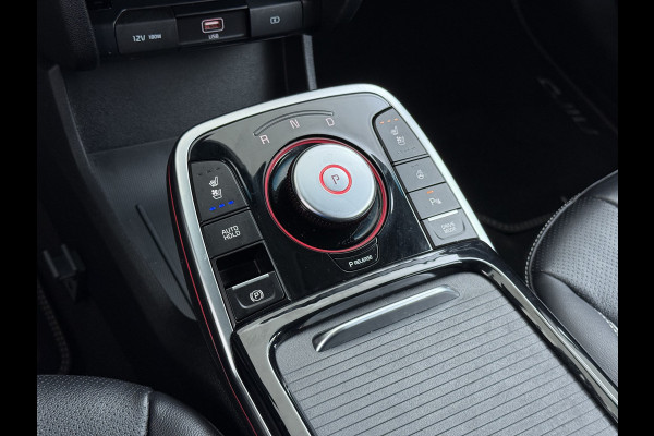 Kia e-Niro 204pk ExecutiveLine 64kWh 3fase SOH 100% Warmtepomp Leer+Elektr.+Verwarmd+Gekoeld+Memory Adaptive-Cruise Navi Ecc Camera Apple C Stuurverwarming Lmv Privacy Glas DAB Vess Lane Assist Blind Spot 11kw thuisladen Origineel Nederlandse Auto Dealer Onderh. Zeer compleet €48.000 nieuw !