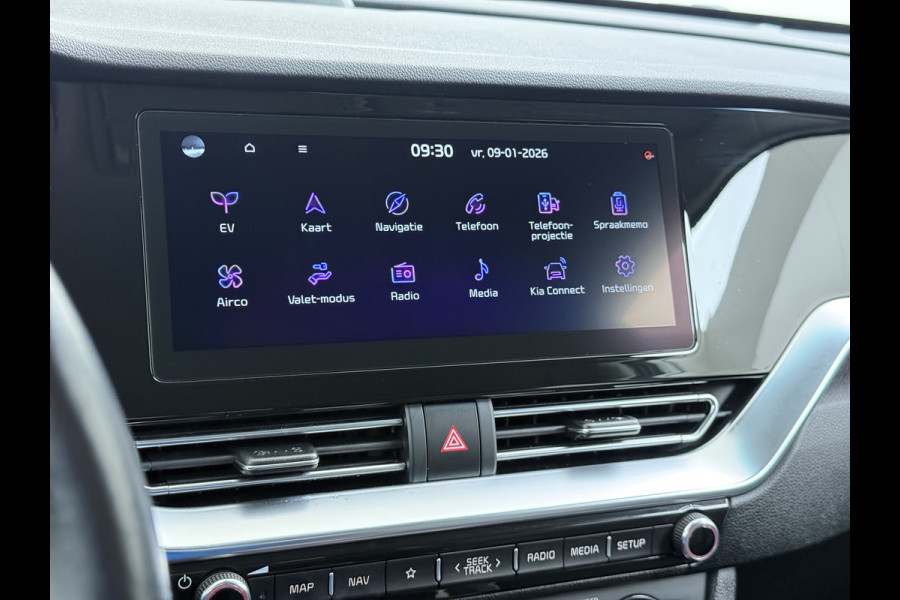 Kia e-Niro 204pk ExecutiveLine 64kWh 3fase SOH 100% Warmtepomp Leer+Elektr.+Verwarmd+Gekoeld+Memory Adaptive-Cruise Navi Ecc Camera Apple C Stuurverwarming Lmv Privacy Glas DAB Vess Lane Assist Blind Spot 11kw thuisladen Origineel Nederlandse Auto Dealer Onderh. Zeer compleet €48.000 nieuw !