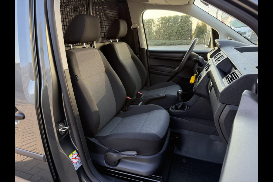 Volkswagen Caddy 2.0 TDI / L1H1 / 1e EIG. / AIRCO / CRUISE / TREKHAAK / 57.272 km! / ZEER NETJES!