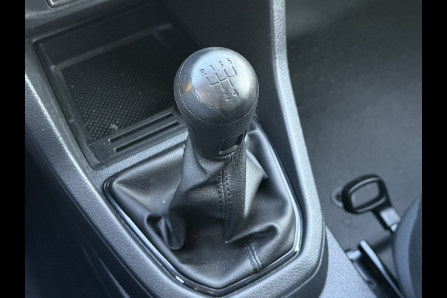 Volkswagen Caddy 2.0 TDI / L1H1 / 1e EIG. / AIRCO / CRUISE / TREKHAAK / 57.272 km! / ZEER NETJES!