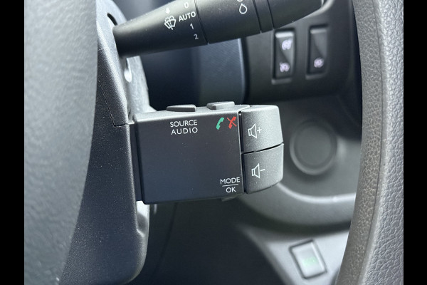 Opel Vivaro 1.6CDTI 126PK L1H1 Trekhaak Navi Camera Cruise Control DAB Euro 6 Edition Betonplex vloer Wandbetimmering Schuifdeur 1e Eigenaar Zeer nette-Origineel Nederlandse Bus 2.000kg Trekvermogen