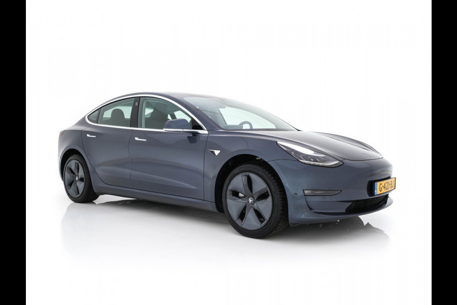 Tesla Model 3 Standard RWD Plus 60 kWh [ 3-Fase ] {SOH-88%} (INCL-BTW) Aut. *PANO | AUTO-PILOT | LEATHER | KEYLESS | FULL-LED | MEMORY-PACK | SURROUND-VIEW | DAB | CARPLAY | DIGI-COCKPIT | LANE-ASSIST | COMFORT-SEATS | 18"ALU*