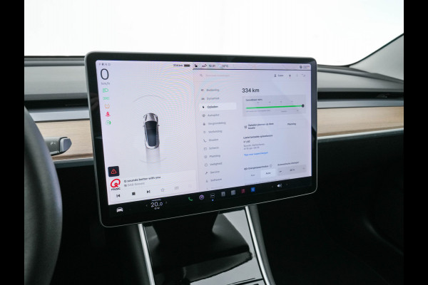 Tesla Model 3 Standard RWD Plus 60 kWh [ 3-Fase ] {SOH-88%} (INCL-BTW) Aut. *PANO | AUTO-PILOT | LEATHER | KEYLESS | FULL-LED | MEMORY-PACK | SURROUND-VIEW | DAB | CARPLAY | DIGI-COCKPIT | LANE-ASSIST | COMFORT-SEATS | 18"ALU*