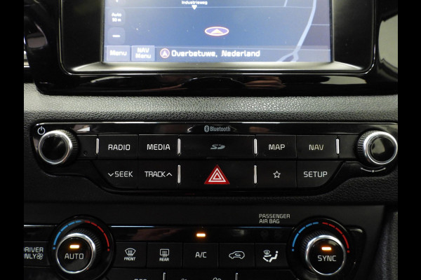 Kia Niro 1.6 GDi Hybrid DynamicLine NAVI/CAMERA/TREKHAAK/16"LMV!