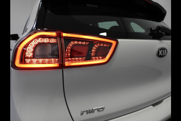 Kia Niro 1.6 GDi Hybrid DynamicLine NAVI/CAMERA/TREKHAAK/16"LMV!