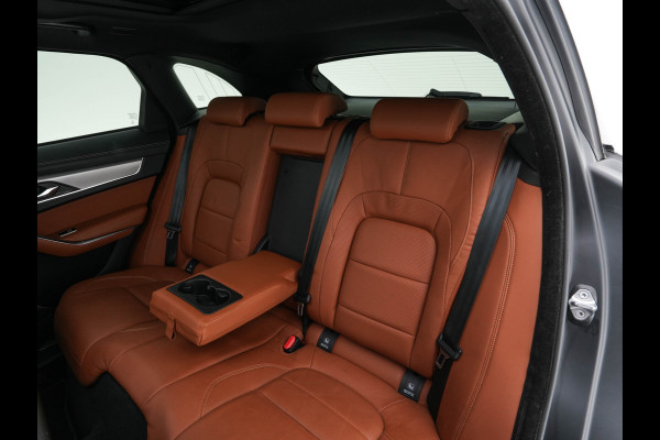 Jaguar F-Pace 2.0 P400e PHEV R-Dynamic HSE AWD ( Plug-in ) (INCL-BTW) Aut. *PANO | LEATHER | MERIDIAN-SOUND | FULL-LED | TOPVIEW | BLINDSPOT | KEYLESS | DAB+ | HEATED-COMFORTSEATS | NAVI-FULLMAP | DIGI-COCKPIT | HEAD-UP | PRIVACYGLASS | TOWBAR | 21"A