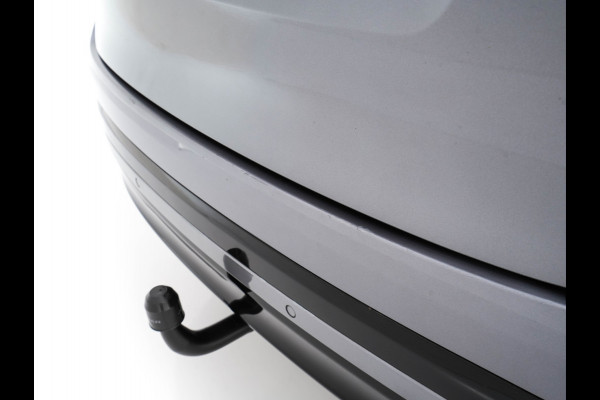 Jaguar F-Pace 2.0 P400e PHEV R-Dynamic HSE AWD ( Plug-in ) (INCL-BTW) Aut. *PANO | LEATHER | MERIDIAN-SOUND | FULL-LED | TOPVIEW | BLINDSPOT | KEYLESS | DAB+ | HEATED-COMFORTSEATS | NAVI-FULLMAP | DIGI-COCKPIT | HEAD-UP | PRIVACYGLASS | TOWBAR | 21"A