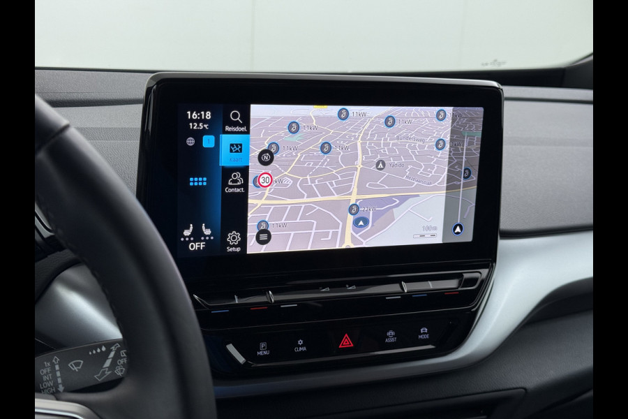Volkswagen ID.4 204pk First 77kWh SOH 90% Leer/Alcantara Adap.Cruise Navi Ecc Camera Apple Carplay Android Pdc Lmv 20" Stoelverwarming Led Bordherkenning Voor-Klimatisering App-Connect  E-sound Front-Assist Origineel Nederlandse Auto Zeer Compleet 1e eigenaar