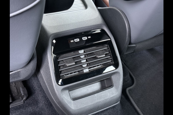 Volkswagen ID.4 204pk First 77kWh SOH 90% Leer/Alcantara Adap.Cruise Navi Ecc Camera Apple Carplay Android Pdc Lmv 20" Stoelverwarming Led Bordherkenning Voor-Klimatisering App-Connect  E-sound Front-Assist Origineel Nederlandse Auto Zeer Compleet 1e eigenaar