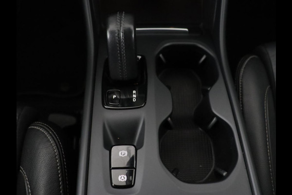 Volvo XC40 1.5 T4 Recharge R Design Expression | Trekhaak | Leder | Stoel & stuurverwarming | Camera | Carplay | Adaptive cruise | Full LED | Navigatie | PHEV | Plug In