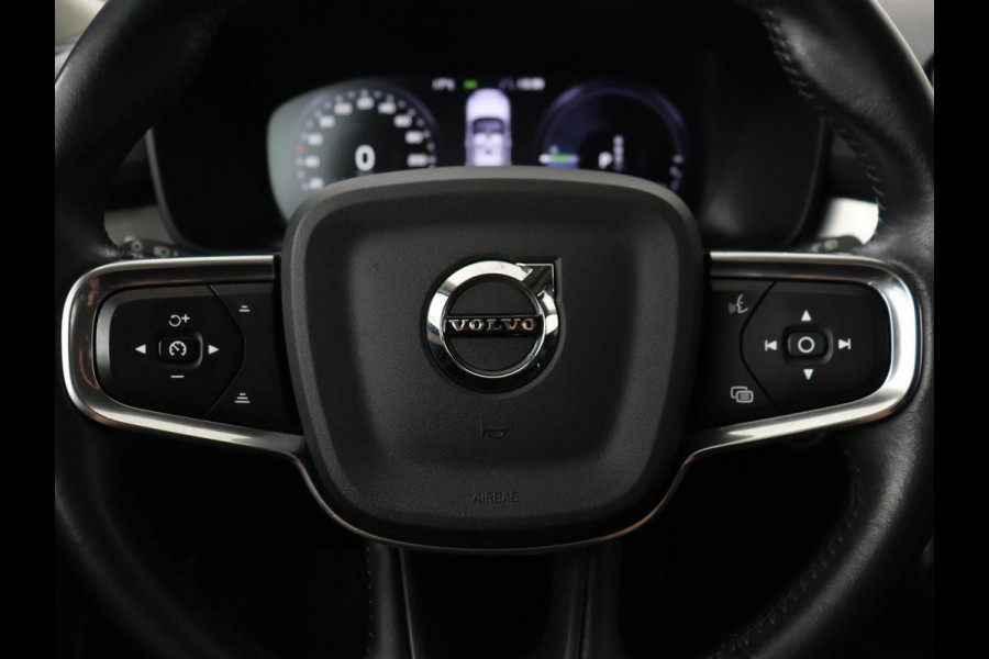 Volvo XC40 1.5 T4 Recharge R Design Expression | Trekhaak | Leder | Stoel & stuurverwarming | Camera | Carplay | Adaptive cruise | Full LED | Navigatie | PHEV | Plug In