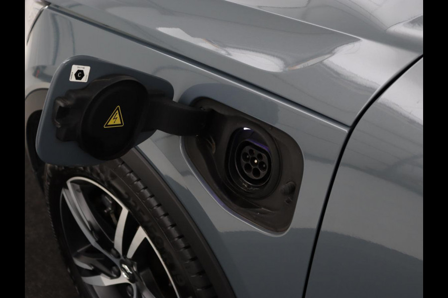 Volvo XC40 1.5 T4 Recharge R Design Expression | Trekhaak | Leder | Stoel & stuurverwarming | Camera | Carplay | Adaptive cruise | Full LED | Navigatie | PHEV | Plug In