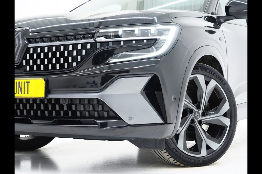 Renault Austral 1.2 E-Tech full hybrid 200 iconic esprit Alpine | Panoramadak | Massage | 4 Control | Harman/Kardon | 360 | HUD | Keyless | Carplay