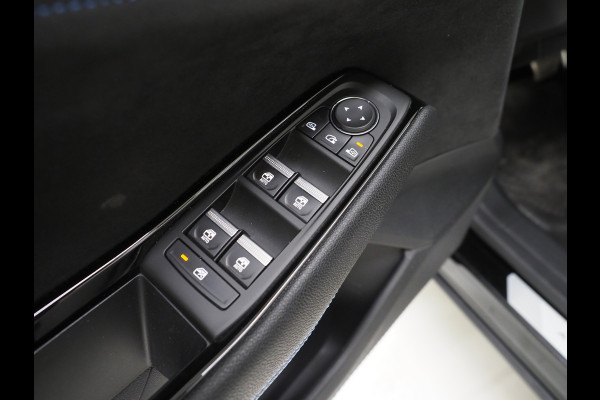 Renault Austral 1.2 E-Tech full hybrid 200 iconic esprit Alpine | Panoramadak | Massage | 4 Control | Harman/Kardon | 360 | HUD | Keyless | Carplay