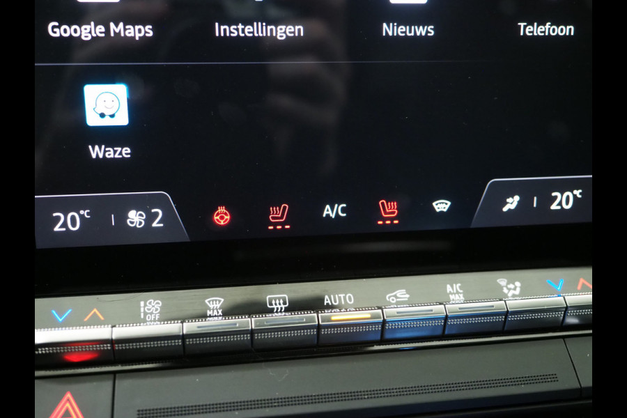 Renault Austral 1.2 E-Tech full hybrid 200 iconic esprit Alpine | Panoramadak | Massage | 4 Control | Harman/Kardon | 360 | HUD | Keyless | Carplay