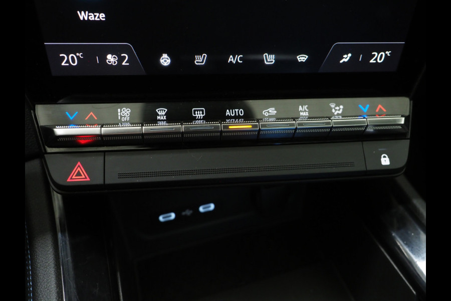 Renault Austral 1.2 E-Tech full hybrid 200 iconic esprit Alpine | Panoramadak | Massage | 4 Control | Harman/Kardon | 360 | HUD | Keyless | Carplay