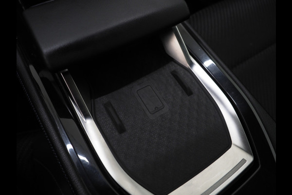 Renault Austral 1.2 E-Tech full hybrid 200 iconic esprit Alpine | Panoramadak | Massage | 4 Control | Harman/Kardon | 360 | HUD | Keyless | Carplay