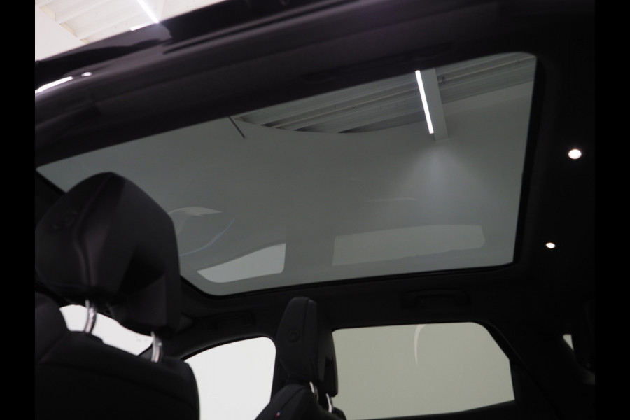 Renault Austral 1.2 E-Tech full hybrid 200 iconic esprit Alpine | Panoramadak | Massage | 4 Control | Harman/Kardon | 360 | HUD | Keyless | Carplay