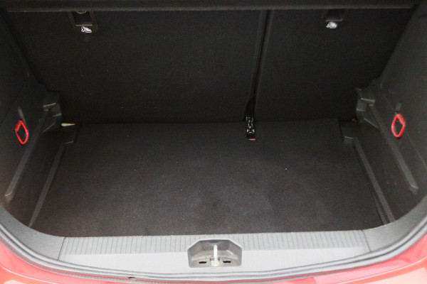 Opel Corsa 1.4 Black Edition Airco, Cruise, Apple Carplay, DAB, PDC, Elektrische Ramen, 16''