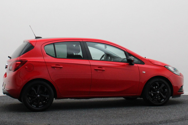 Opel Corsa 1.4 Black Edition Airco, Cruise, Apple Carplay, DAB, PDC, Elektrische Ramen, 16''