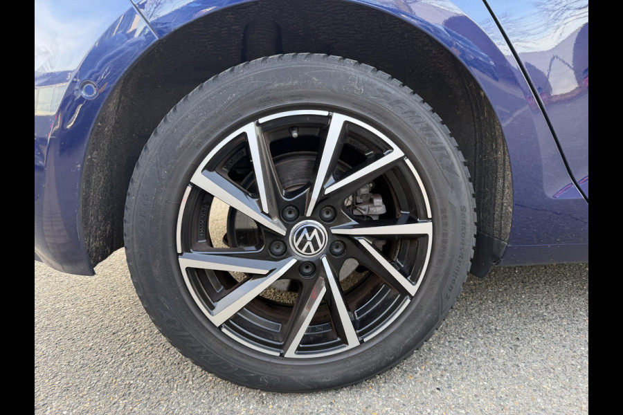 Volkswagen e-Golf e-Golf SOH 90% | ACHTERUITRIJ CAMERA | DIG. DASH| DODE HOEK| CARPLAY| STOELVERWARMING| ALL SEASON BANDEN |  LEUKE COMPLETE AUTO| RIJKLAAR INCL. 12 MND BOVAG GARANTIE