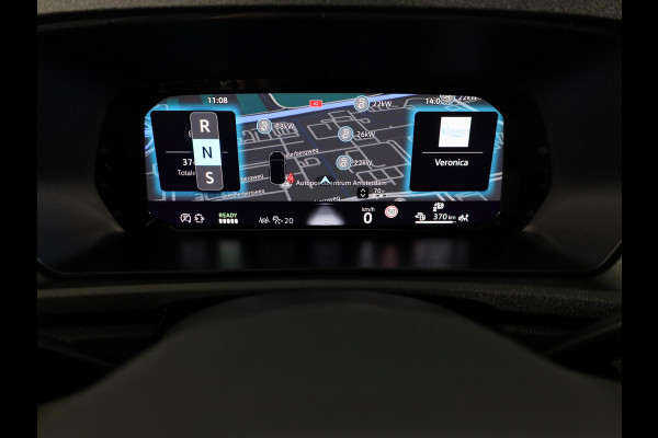 Volkswagen Caddy 1.5 TSI eHybride PAN Americana 115 pk Automaat (DSG) | Navigatie | Panoramadak | Trekhaak | Parkeersensoren (Park assist) | Achteruitrijcamera | LED koplampen | Adaptieve cruise control | Stoelverwarming |