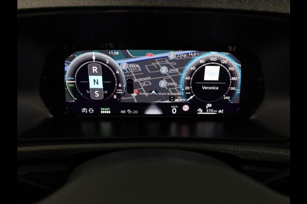 Volkswagen Caddy 1.5 TSI eHybride PAN Americana 115 pk Automaat (DSG) | Navigatie | Panoramadak | Trekhaak | Parkeersensoren (Park assist) | Achteruitrijcamera | LED koplampen | Adaptieve cruise control | Stoelverwarming |