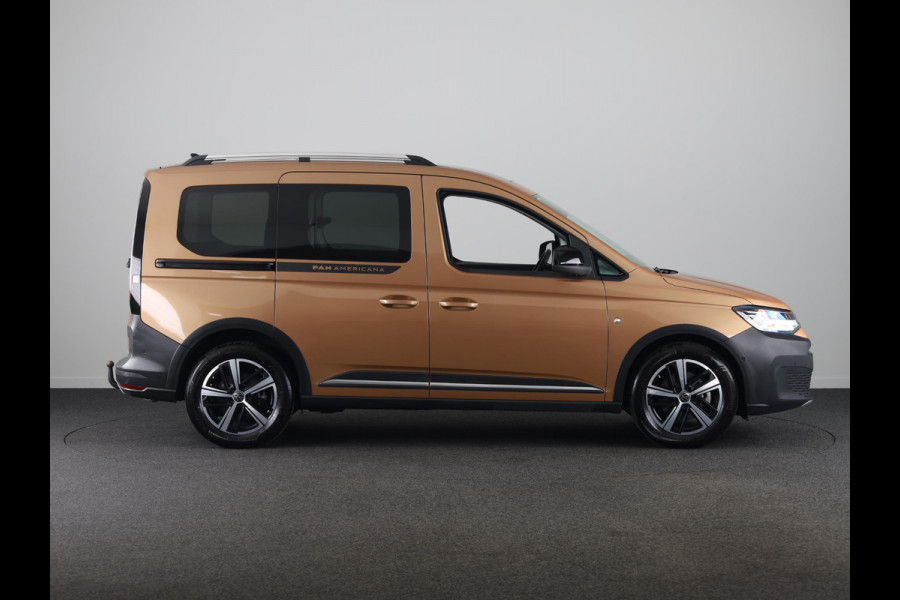 Volkswagen Caddy 1.5 TSI eHybride PAN Americana 115 pk Automaat (DSG) | Navigatie | Panoramadak | Trekhaak | Parkeersensoren (Park assist) | Achteruitrijcamera | LED koplampen | Adaptieve cruise control | Stoelverwarming |