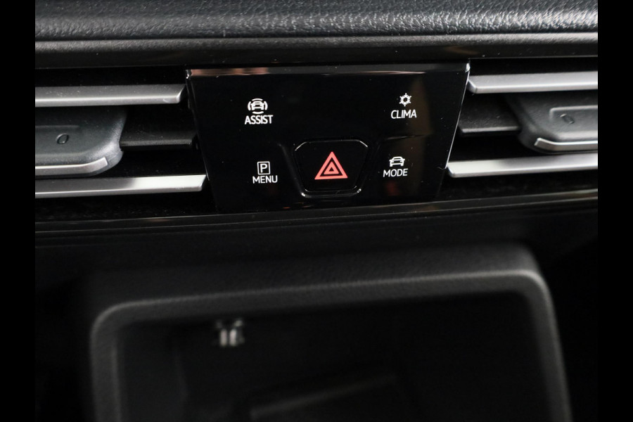 Volkswagen Caddy 1.5 TSI eHybride PAN Americana 115 pk Automaat (DSG) | Navigatie | Panoramadak | Trekhaak | Parkeersensoren (Park assist) | Achteruitrijcamera | LED koplampen | Adaptieve cruise control | Stoelverwarming |