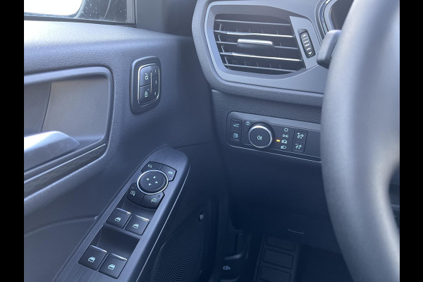 Ford Kuga 2.5 PHEV Sound Edition 243pk | Ford Voorraad | Panorama Dak | 20 inch Lichtmetaal | Winterpack | Matrix LED | Driver Assistance Pack