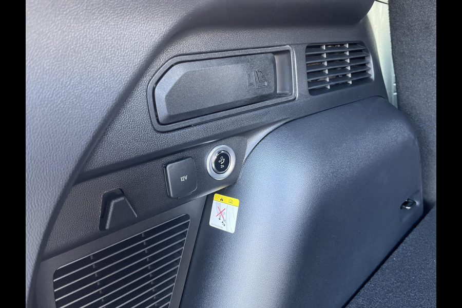 Ford Kuga 2.5 PHEV Sound Edition 243pk | Ford Voorraad | Panorama Dak | 20 inch Lichtmetaal | Winterpack | Matrix LED | Driver Assistance Pack