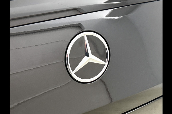Mercedes-Benz GLC Coupé 300e 4MATIC Business Solution AMG | Trekhaak | Panoramaschuifdak | Memorypakket voorstoelen | URBAN GUARD voertuigbescherming plus | 19 inch AMG velgen | Sfeerverlichting | EASY PACK achterklep |