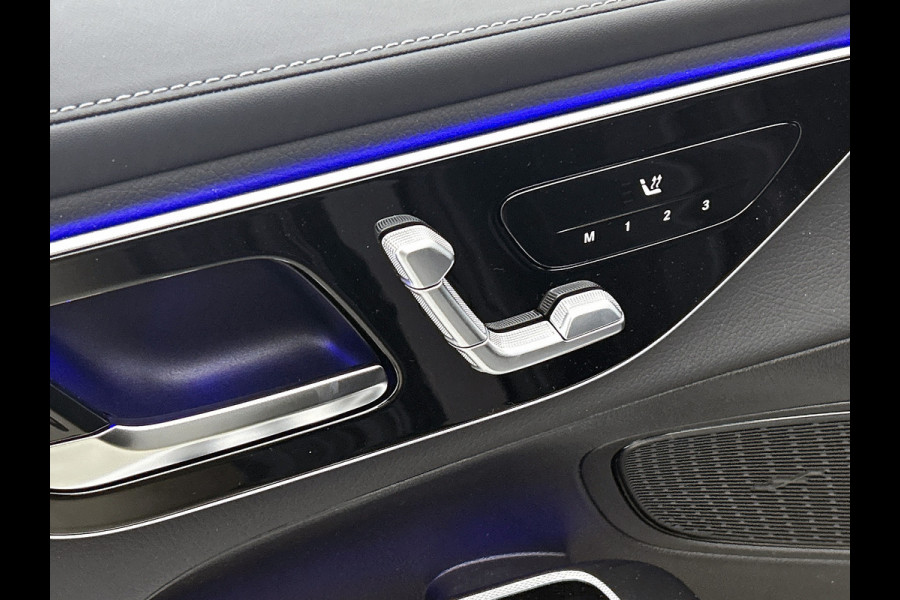 Mercedes-Benz GLC Coupé 300e 4MATIC Business Solution AMG | Trekhaak | Panoramaschuifdak | Memorypakket voorstoelen | URBAN GUARD voertuigbescherming plus | 19 inch AMG velgen | Sfeerverlichting | EASY PACK achterklep |