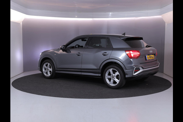 Audi Q2 35 TFSI S Edition 1.5tsi/150pk AUT| Navi| leer/stof| Camera| Matrix LED| 17'LMvelgen