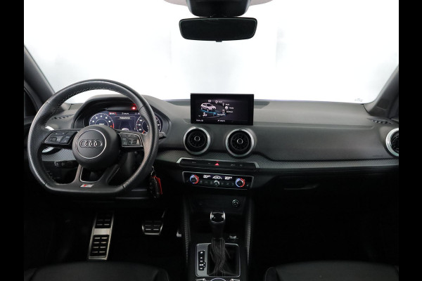 Audi Q2 35 TFSI S Edition 1.5tsi/150pk AUT| Navi| leer/stof| Camera| Matrix LED| 17'LMvelgen