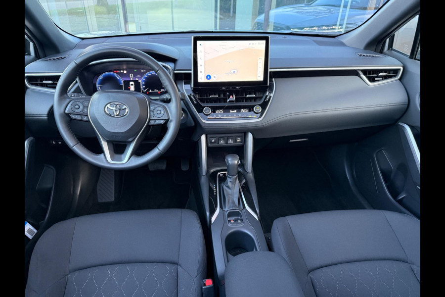 Toyota Corolla Cross Hybrid 140 Style Automaat - Panoramadak - Navi - Camera - Climate