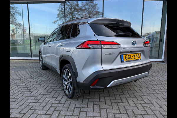 Toyota Corolla Cross Hybrid 140 Style Automaat - Panoramadak - Navi - Camera - Climate