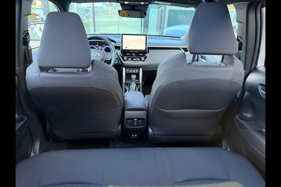 Toyota Corolla Cross Hybrid 140 Style Automaat - Panoramadak - Navi - Camera - Climate